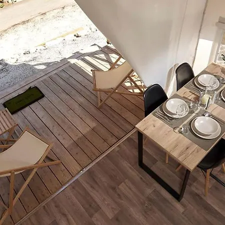 Luxury Glamping Tents Ideal For Czech Republic Holidays Feriehus *